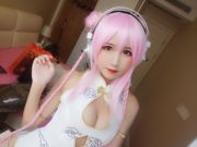 [Foto cosplay] Weibo Girl Three Degrees_69 - Super Soniko