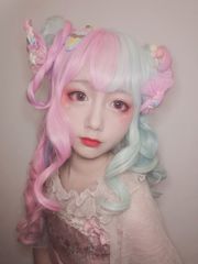 [COS phúc lợi] Anime blogger Xianyin sic - kem bạc hà dâu tây lolita