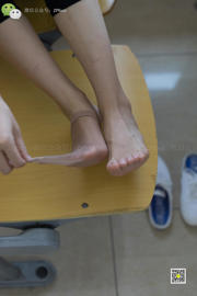 [Camellia Photography LSS] NO.004 Chân trần lụa ngắn trong lớp học
