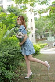 [IESS 奇思趣向] Modelka: Ziwei „Mała dziewczynka sprzedająca kwiaty”